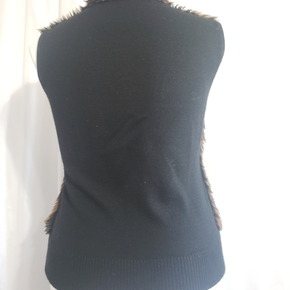 Tahari faux leapord print fur vest - Picture 5 of 6